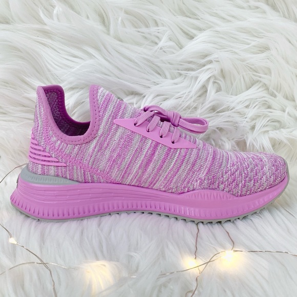 New Puma Ignite Women’s Athletic Shoes - Picture 2 of 7